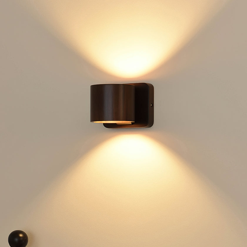 Norrick Wall Light