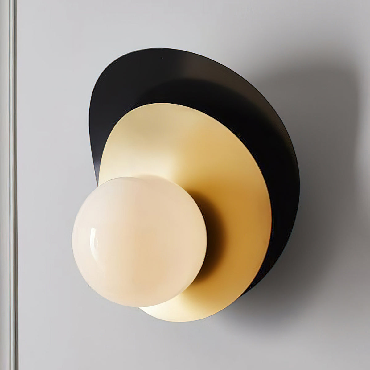 Olivia Wall Lamp – detail 2