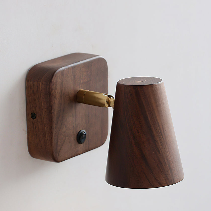 Ouglres Wall Lamp