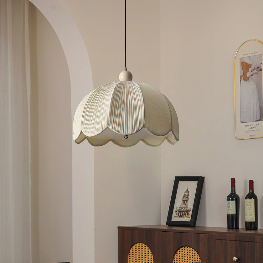 Pantalla Pendant Lamp