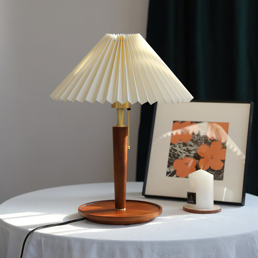 Perla Pleated Table Lamp