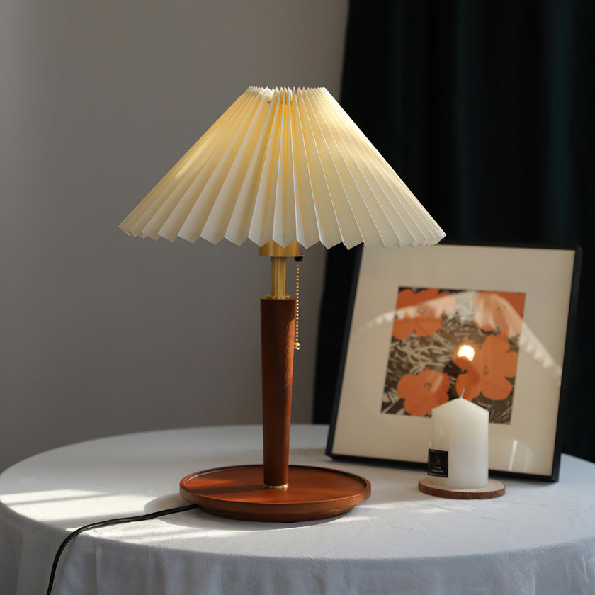Perla Pleated Table Lamp
