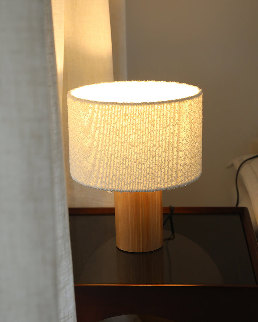 Pipito Table Lamp