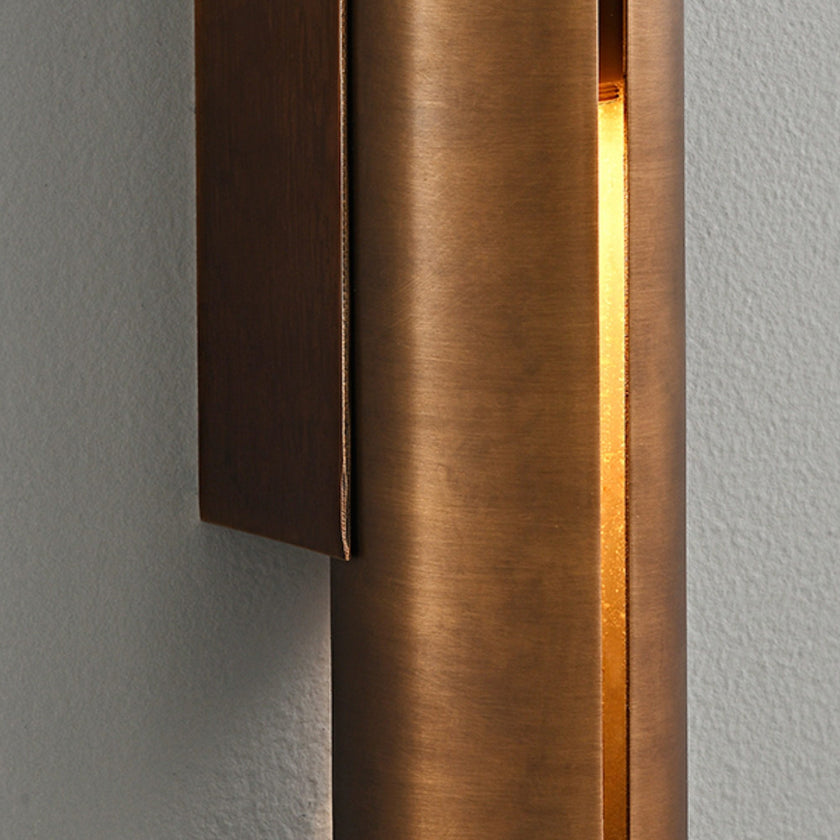 Poiret Wall Light
