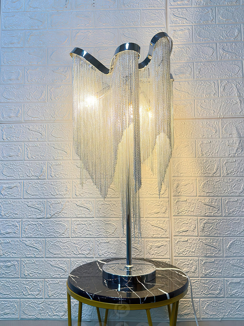 Postmodern Simple Tassel Table Lamp