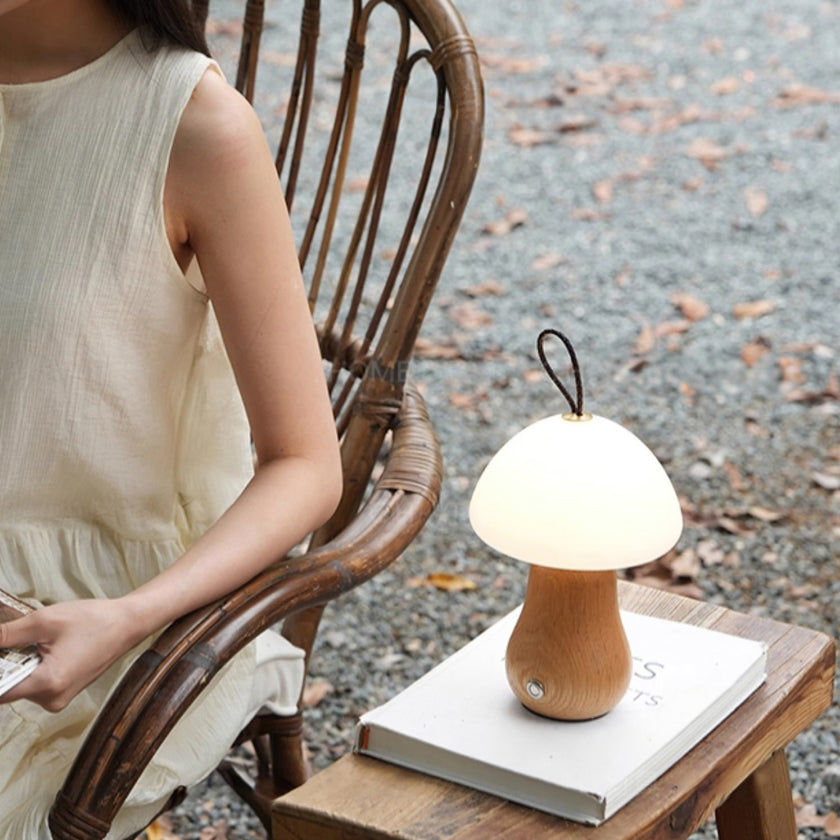 Prentis Table Lamp