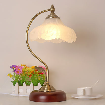 Retro Flower Table Lamp