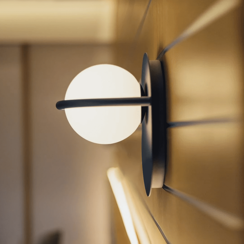 Rise Orb Wall Lamp