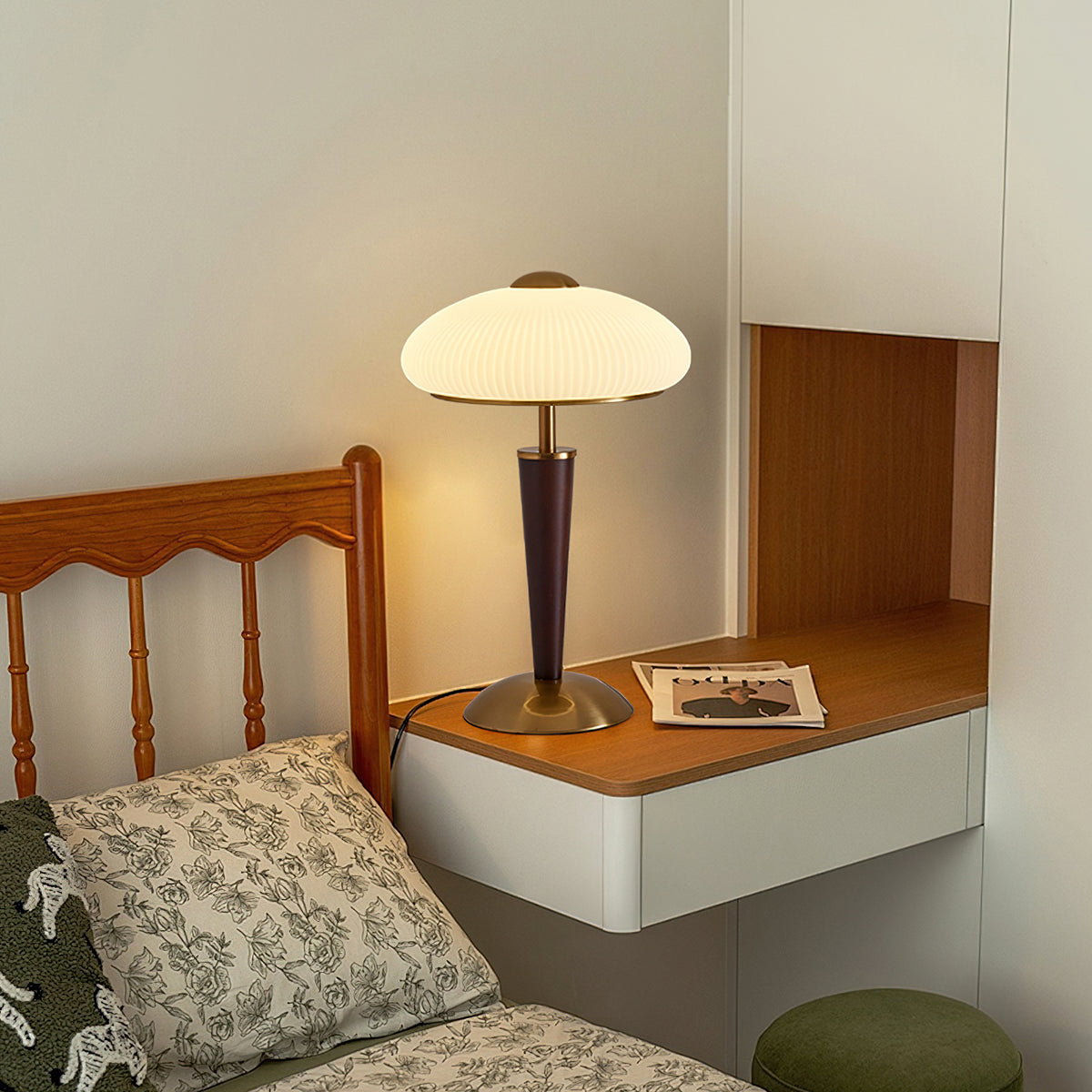 Ronny Table Lamp – detail 2
