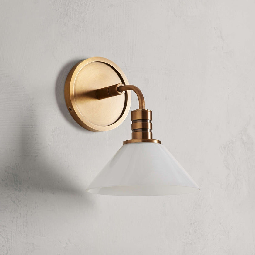 Roslyn Wall Light