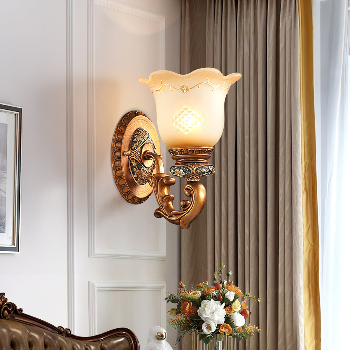 Royal Demon Wall Lamp – detail 2