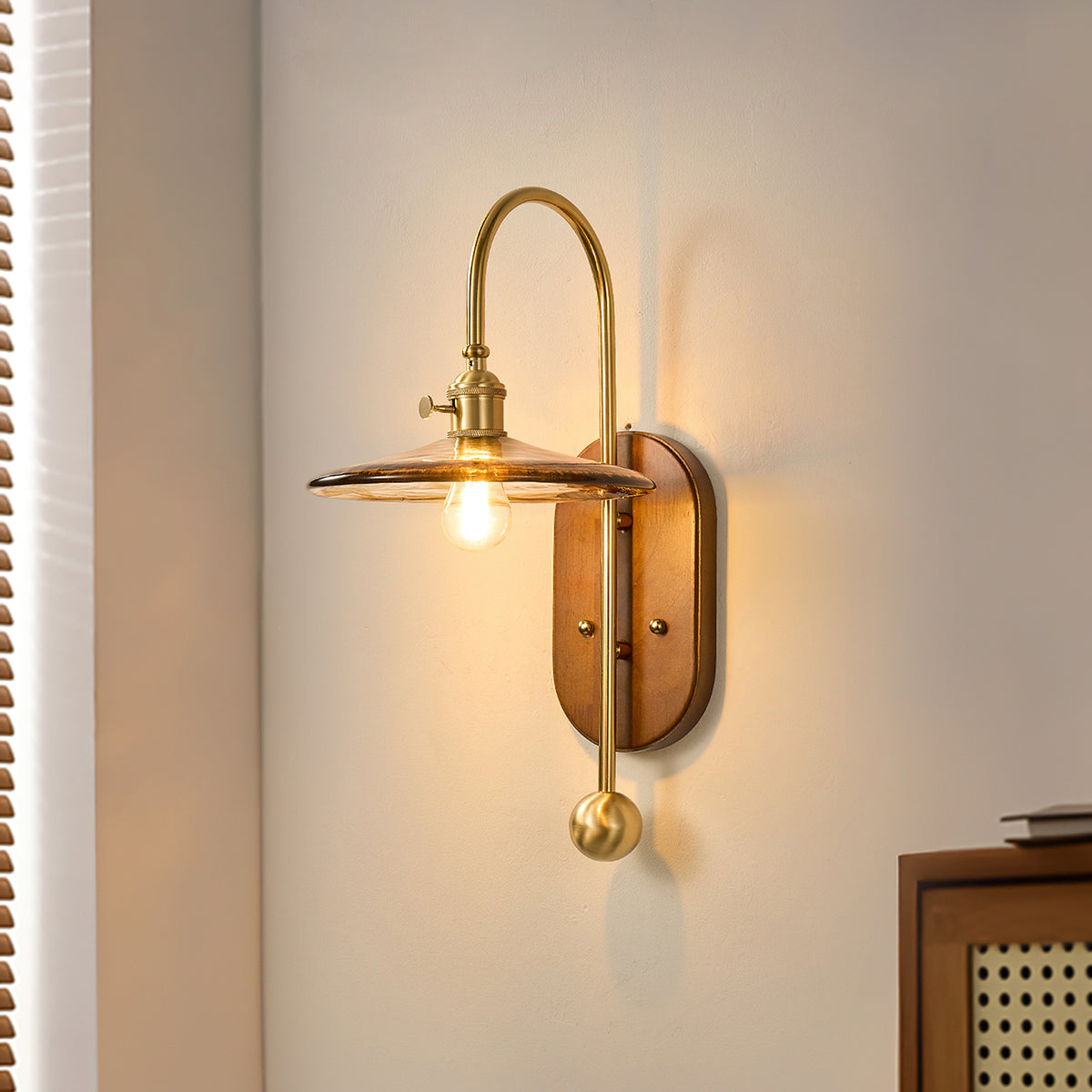 Runia Wall Lamp – detail 2