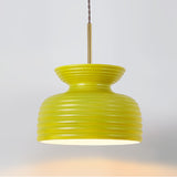 Amarillo verdoso