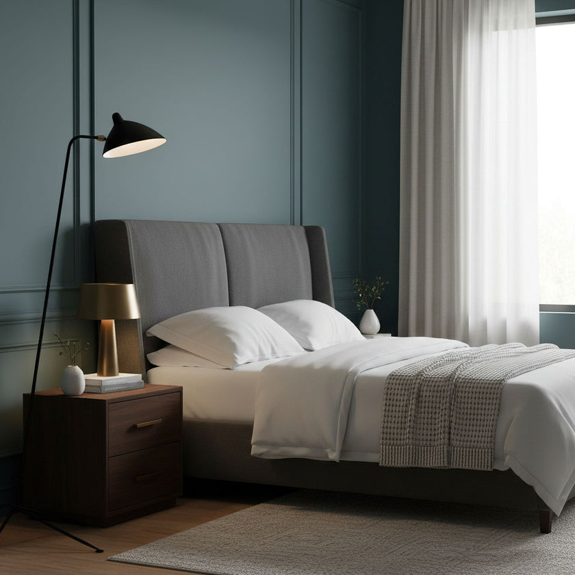 Serge Mouille Stehlampe