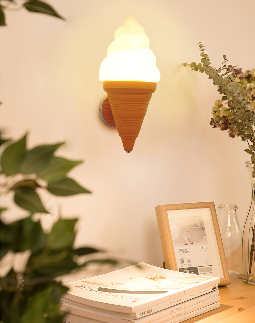 Simple Ice Cream Wall Lamp