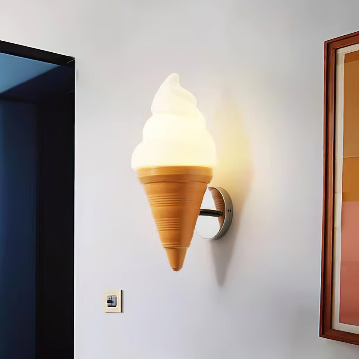 Simple Ice Cream Wall Lamp – detail 2