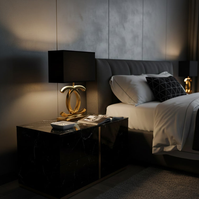 Tischleuchte aus Edelstahl