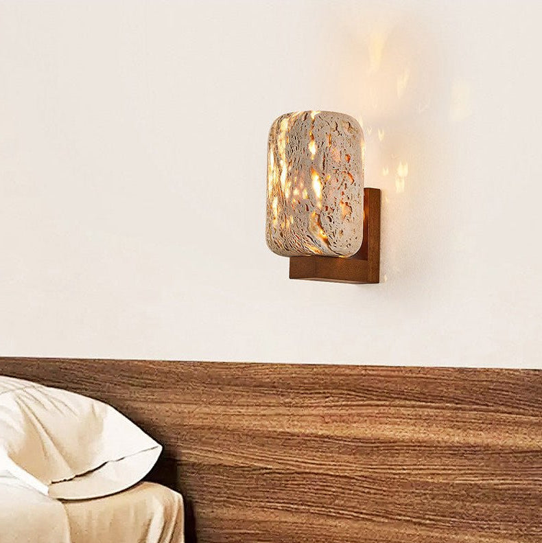 Travelle Wall Lamp