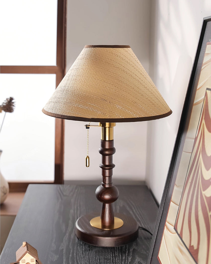 Valinte Table Lamp
