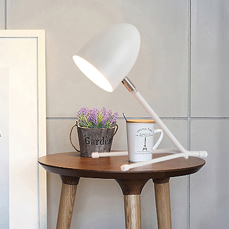 Vanessa Tripod Table Lamp