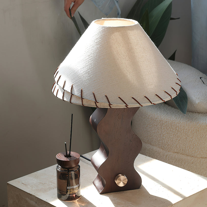 Zandro Table Lamp
