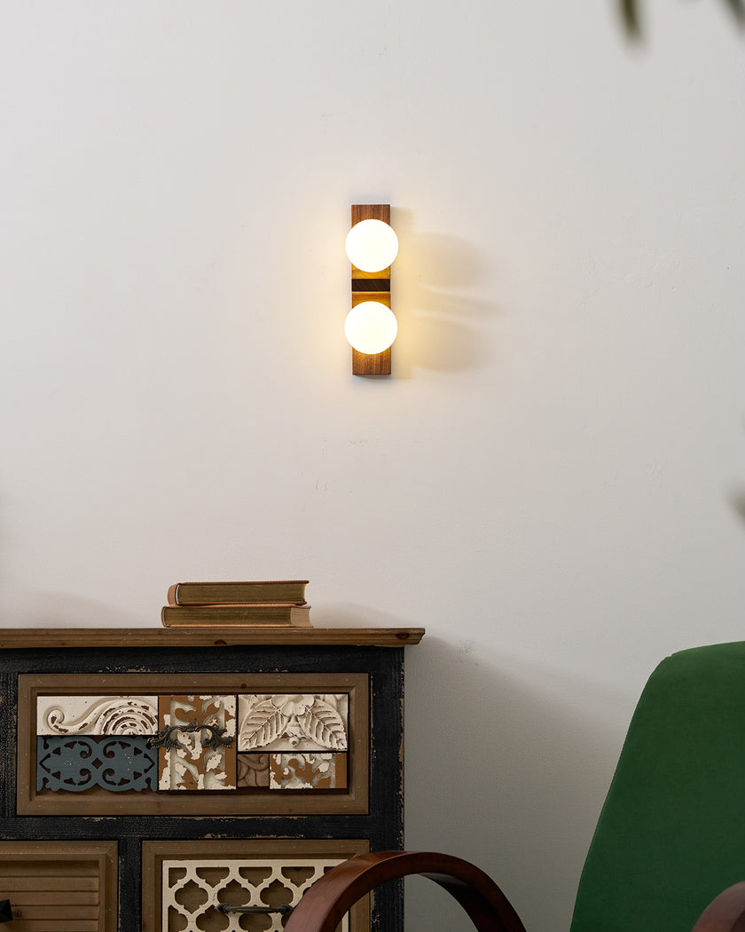 Lumina Wall Lamp
