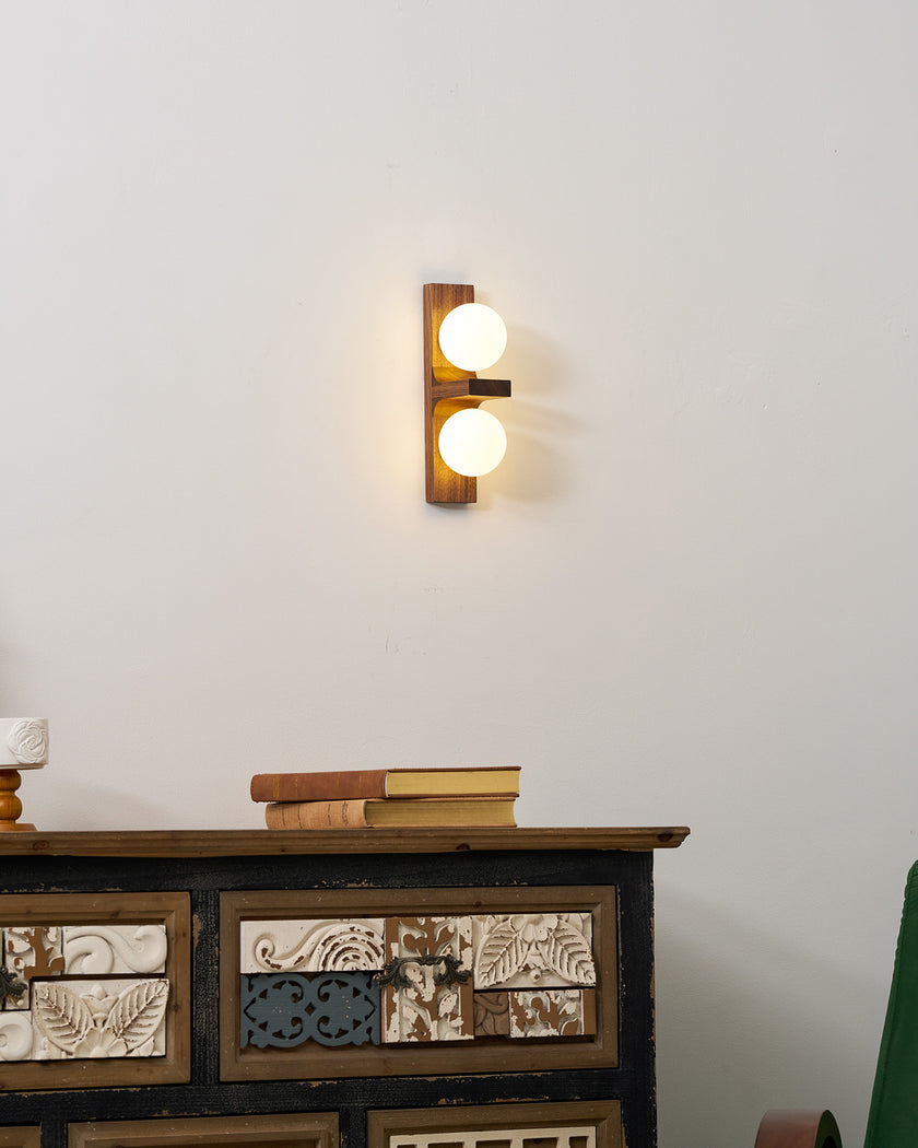 Lumina Wall Lamp