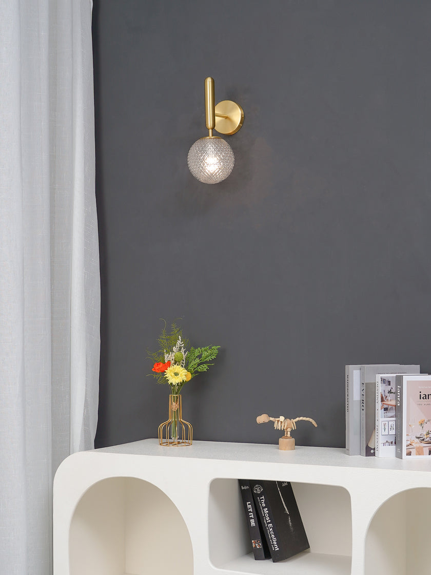 Miira Wall Lamp