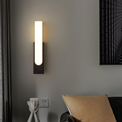 Agatha Wall Lamp