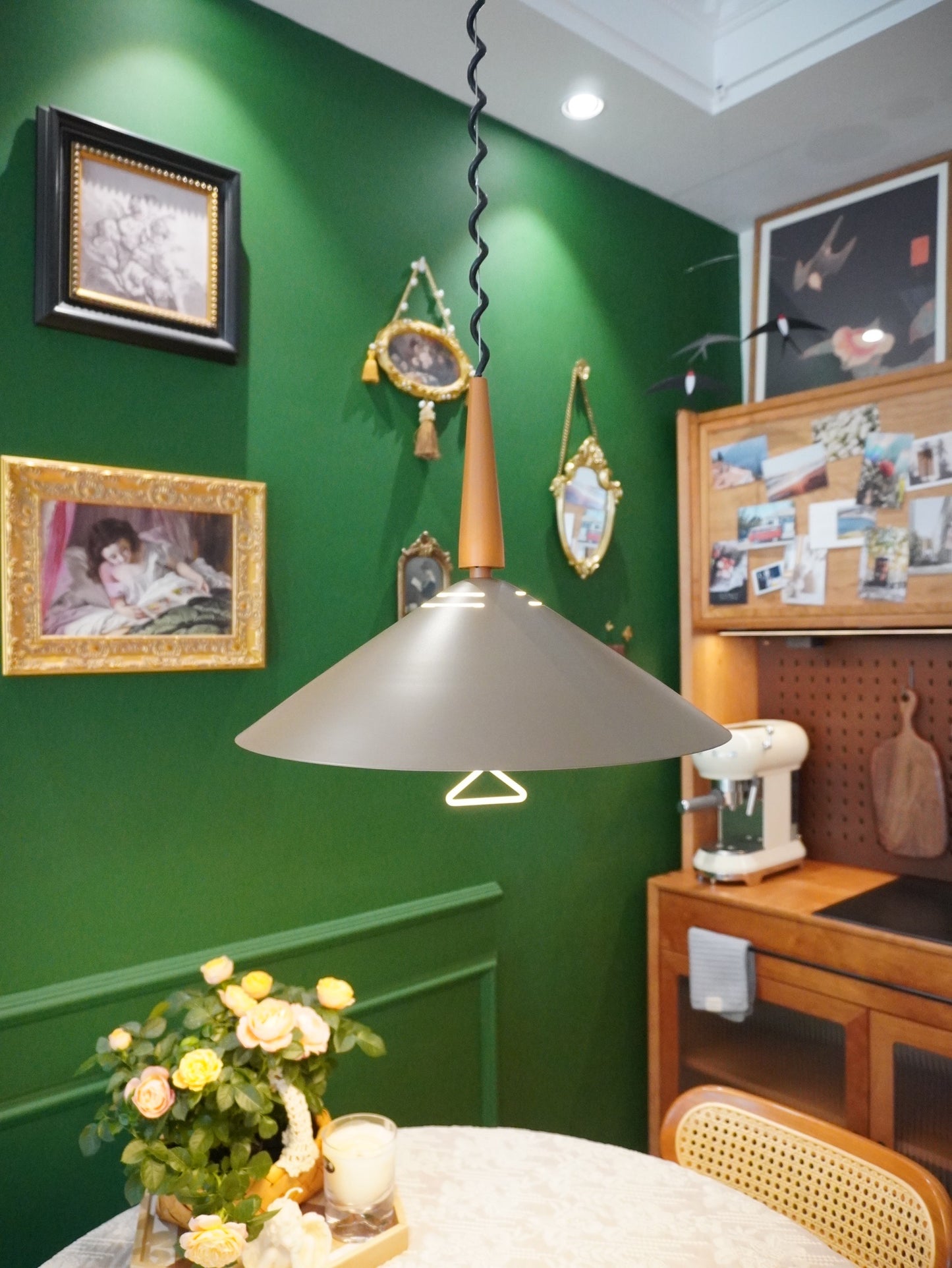 Agnes Retro Pendant Light