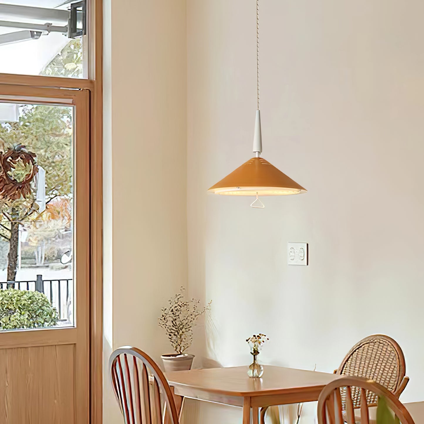 Agnes Retro Pendant Light