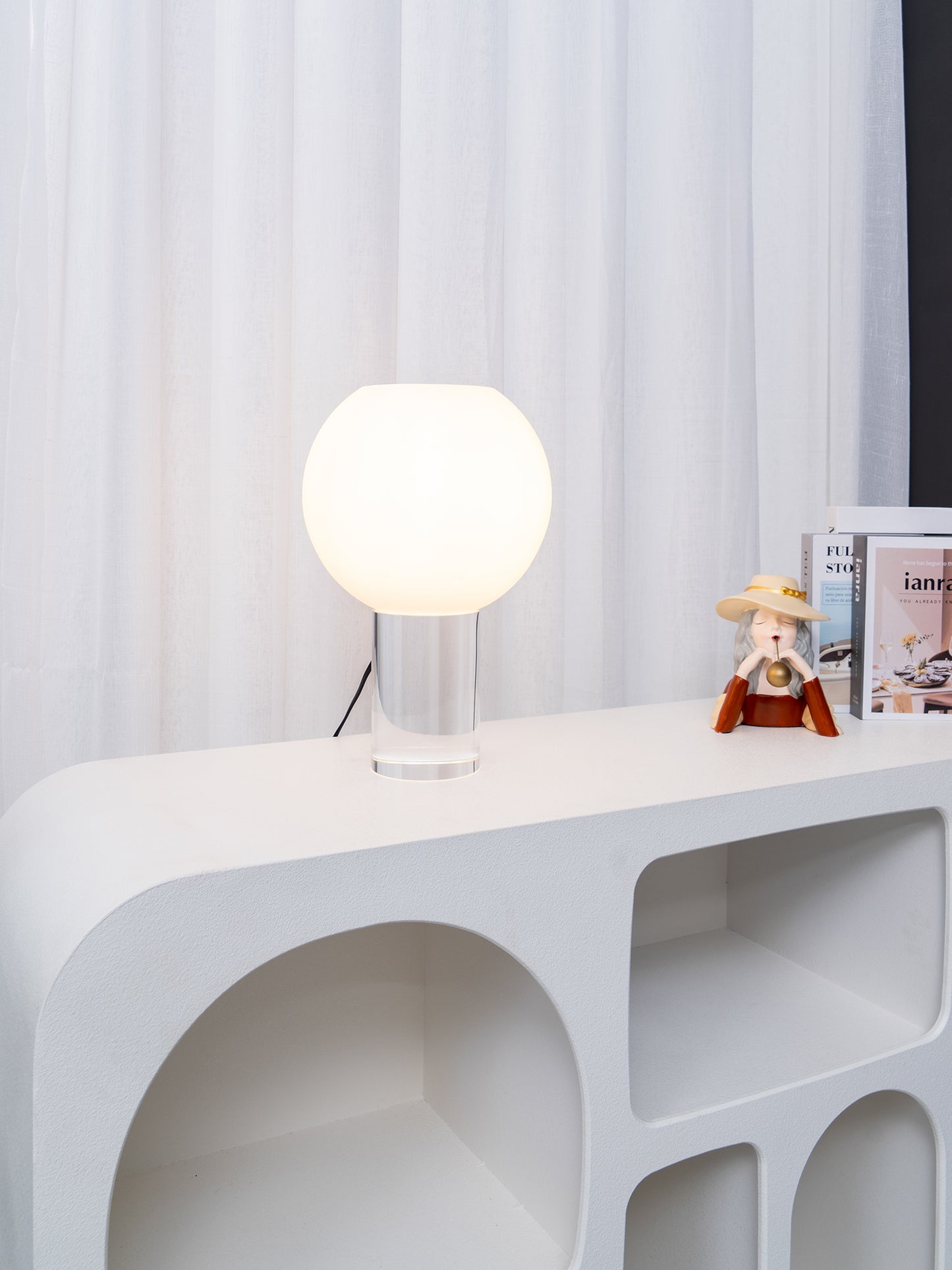 Buds Table Lamp