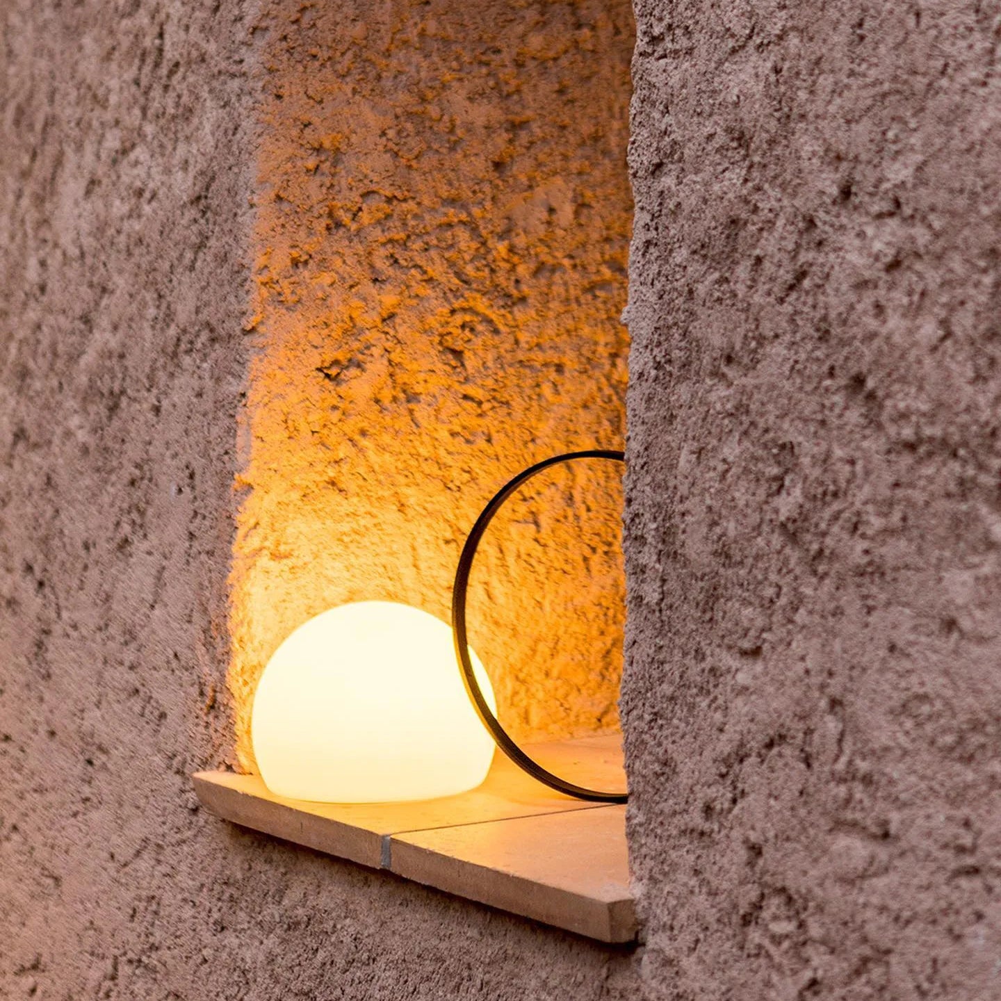 Circ 3726 Table Lamp