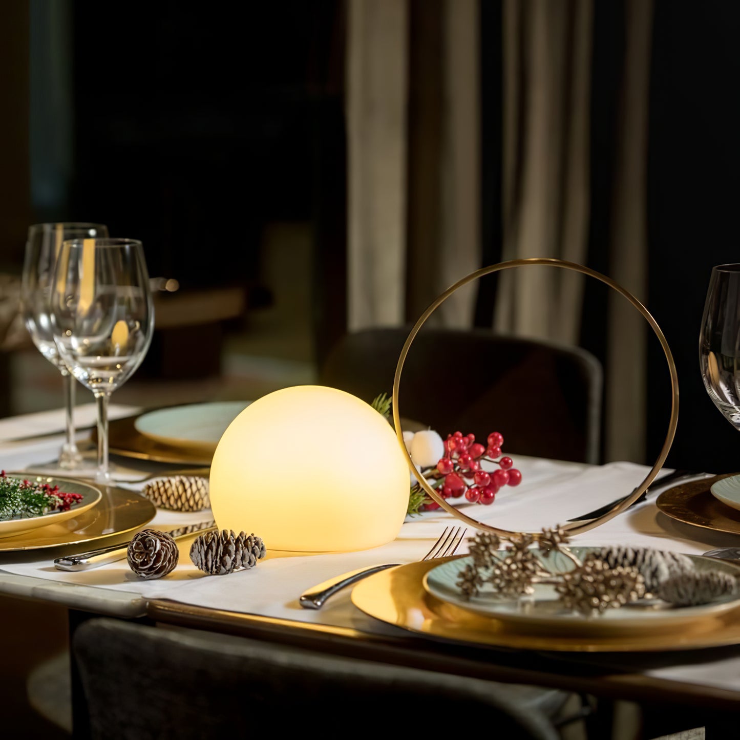 Circ 3726 Table Lamp