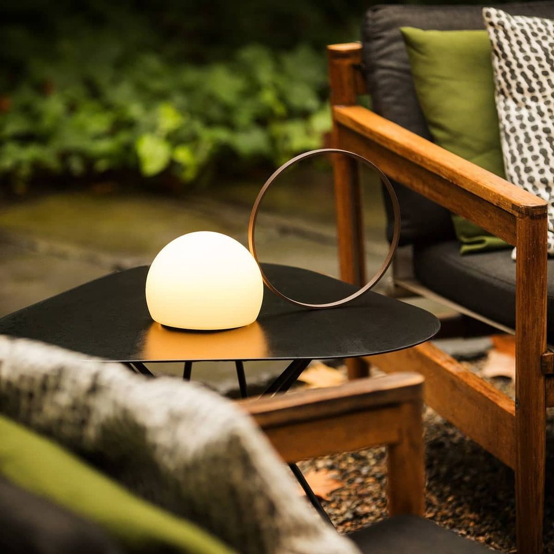 Circ 3726 Table Lamp