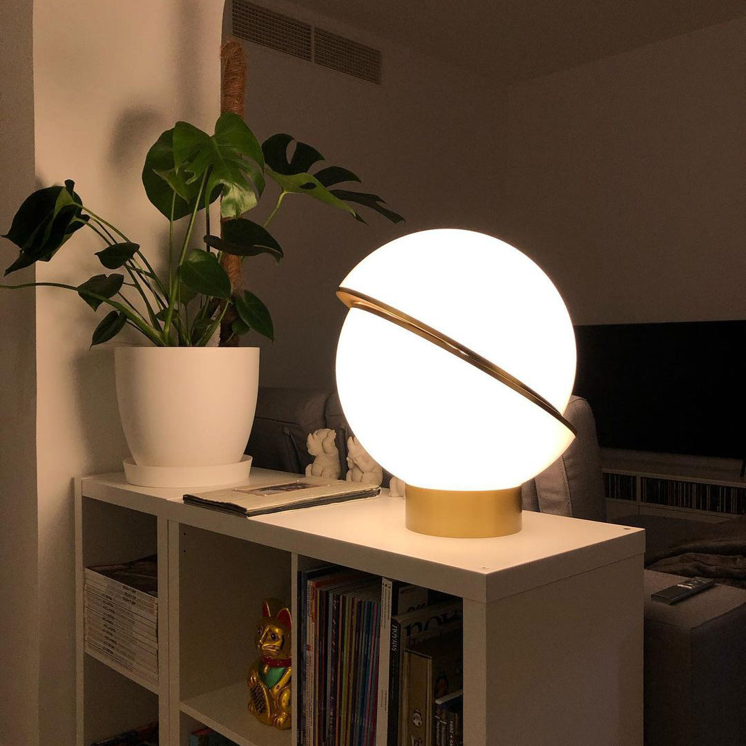 Crescent Table Lamp – detail 2