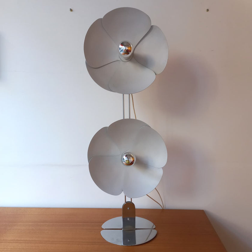 Lampe de table fleur