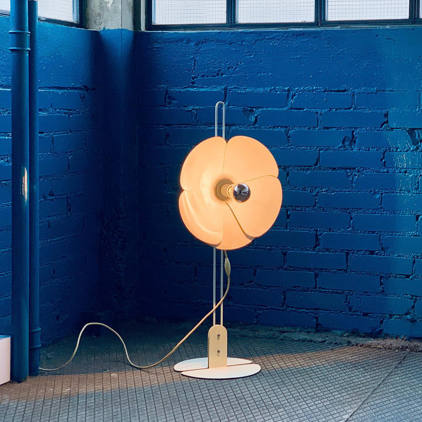 Lampe de table fleur