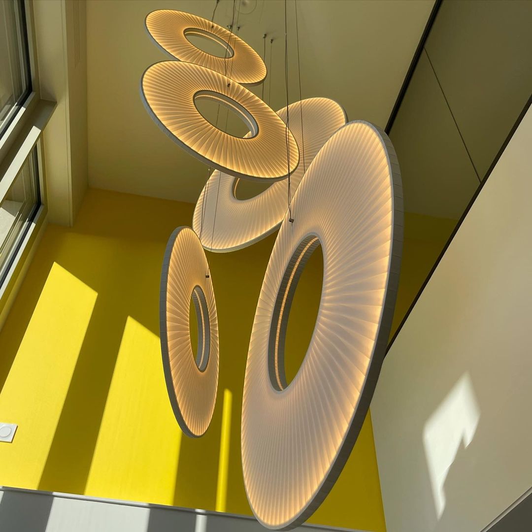 Iris Pendant Light