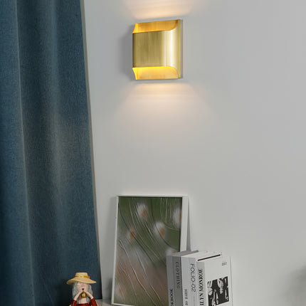 Leclerc Wall Lamp