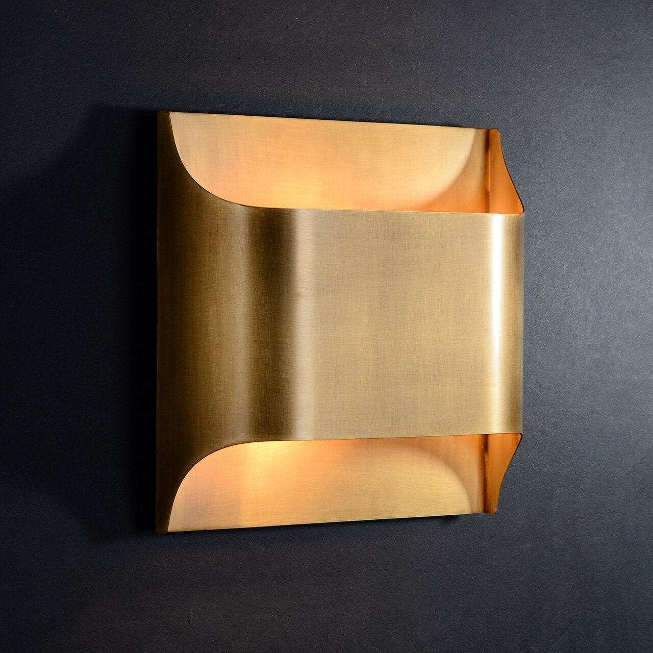 Leclerc Wall Lamp
