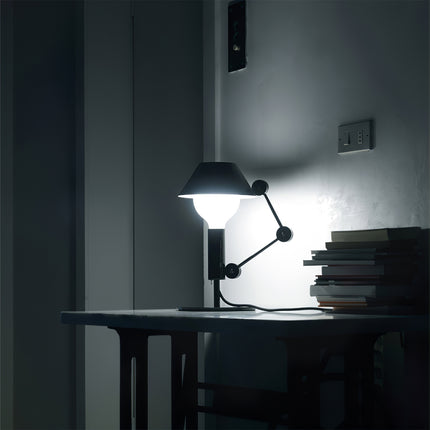 DHR. Licht Tafellamp