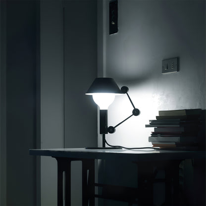 MR. Light Table Lamp