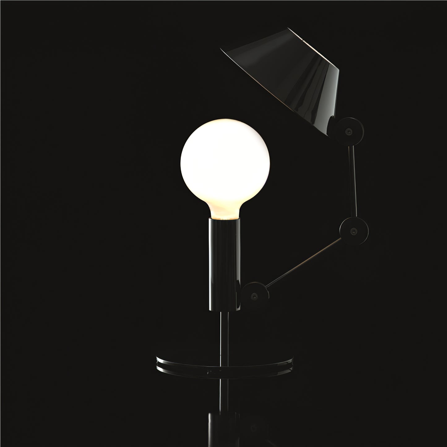 MR. Light Table Lamp