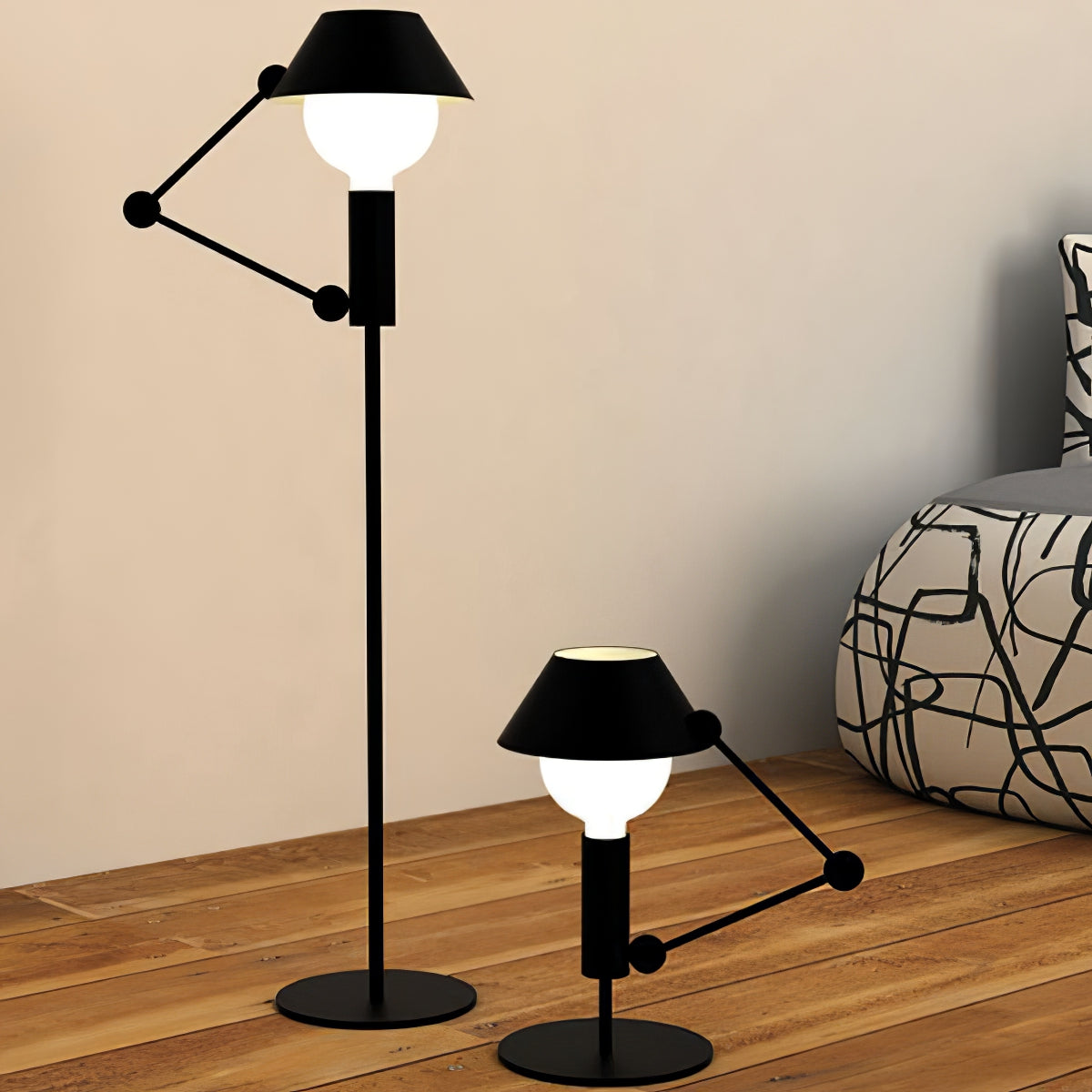 MR. Light Table Lamp