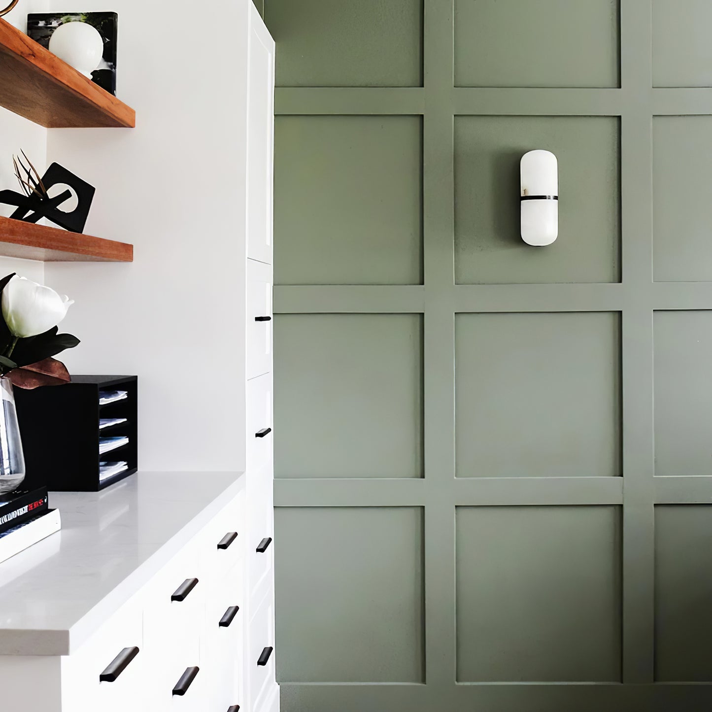 Melange Pill Form Sconce