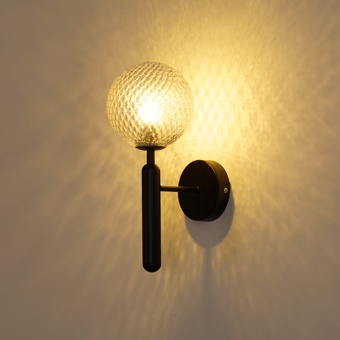 Miira Wall Lamp