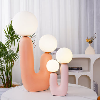 Oo Smooth Table Lamp