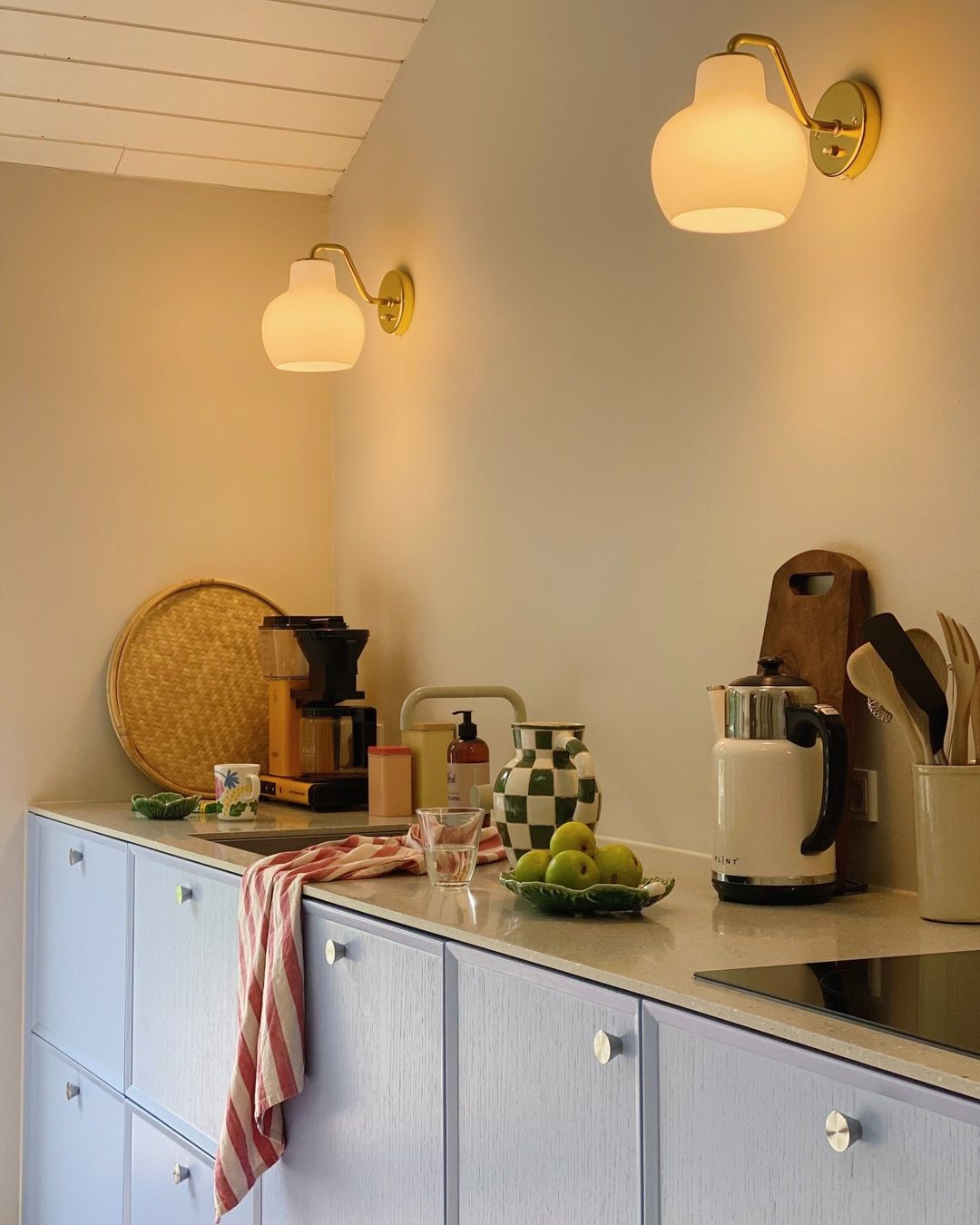 Ring Crown Wall Lamp