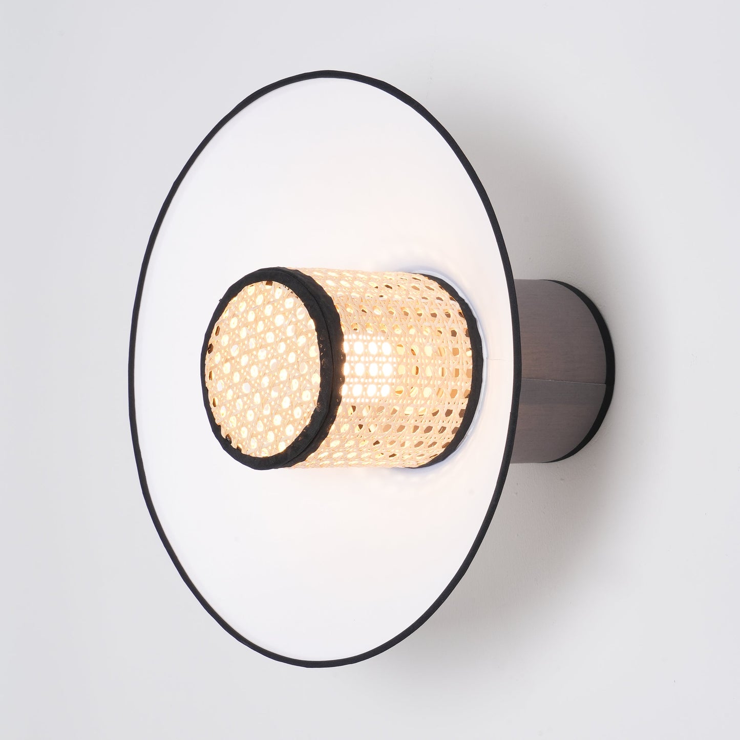 Singapour Conical Wall Light